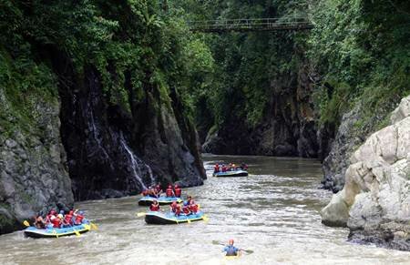 Sổ tay du lịch so tay du lich Sotaydulich Sotay Dulich Khampha Kham Pha Bui Thien nhien ky thu o Costa Rica