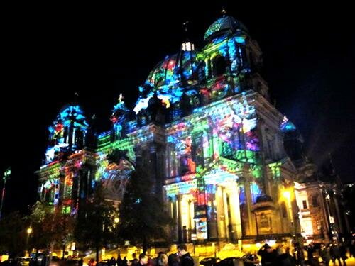Sổ tay du lịch so tay du lich Sotaydulich Sotay Dulich Khampha Kham Pha Bui Ban giao huong anh sang tai Berlin