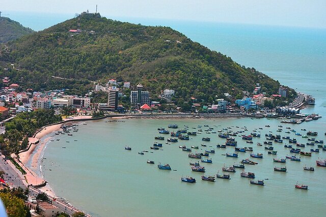 Sổ tay du lịch so tay du lich Sotaydulich Sotay Dulich Khampha Kham Pha Bui Khach du lich den Vung Tau tang dot bien