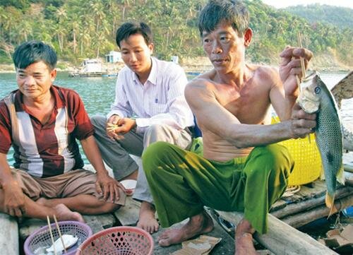 Sổ tay du lịch so tay du lich Sotaydulich Sotay Dulich Khampha Kham Pha Bui Tiec ca tren bien Tay