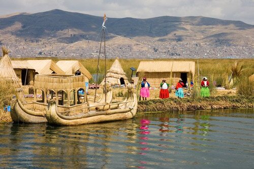 Sổ tay du lịch so tay du lich Sotaydulich Sotay Dulich Khampha Kham Pha Bui Lang noi tren ho TIticaca