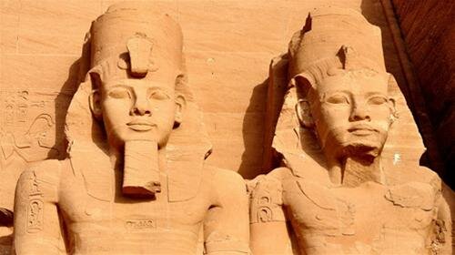 Sổ tay du lịch so tay du lich Sotaydulich Sotay Dulich Khampha Kham Pha Bui Ai Cap khong chi co kim tu thap