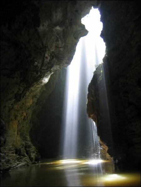 Sổ tay du lịch so tay du lich Sotaydulich Sotay Dulich Khampha Kham Pha Bui Ngam dom dom Waitomo tai dong Waitomo New Zealand