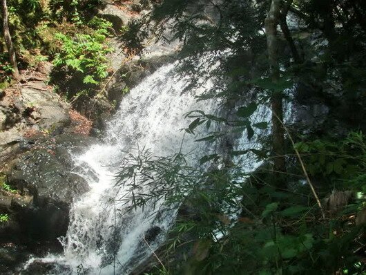 Sổ tay du lịch so tay du lich Sotaydulich Sotay Dulich Khampha Kham Pha Bui Dam minh trong tieng hat thac Chaper