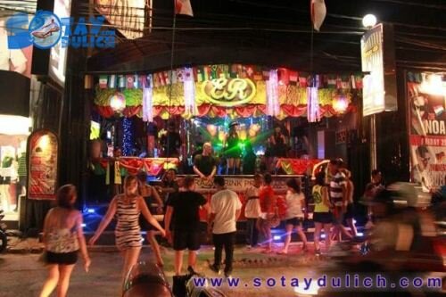 Sổ tay du lịch so tay du lich Sotaydulich Sotay Dulich Khampha Kham Pha Bui Hanh trinh den thien duong Bali cung baotangtonducthang.com