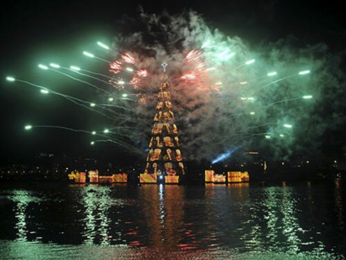 Sổ tay du lịch so tay du lich Sotaydulich Sotay Dulich Khampha Kham Pha Bui Ngam cay thong Noel noi lon nhat the gioi