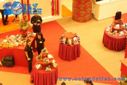 Sổ tay du lịch so tay du lich Sotaydulich Sotay Dulich Khampha Kham Pha Bui Sogo Tran ngap sac dong khong con lo ve gia