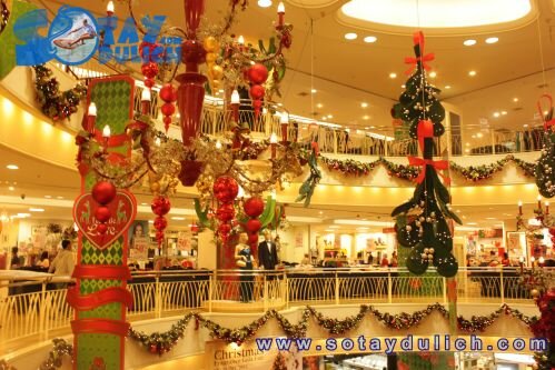 Sổ tay du lịch so tay du lich Sotaydulich Sotay Dulich Khampha Kham Pha Bui Sogo Tran ngap sac dong khong con lo ve gia