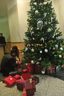 Sổ tay du lịch so tay du lich Sotaydulich Sotay Dulich Khampha Kham Pha Bui Ha No nhon nhip khong khi Noel