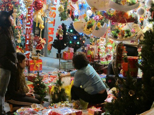 Sổ tay du lịch so tay du lich Sotaydulich Sotay Dulich Khampha Kham Pha Bui Ha No nhon nhip khong khi Noel
