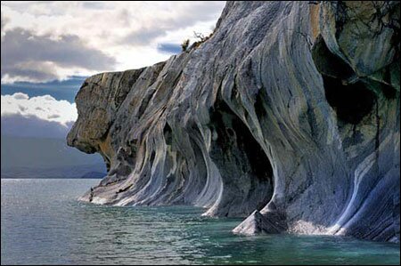 Sổ tay du lịch so tay du lich Sotaydulich Sotay Dulich Khampha Kham Pha Bui Cheo xuong kayak ngam dong cam thach Marble Cathedral o Chile 