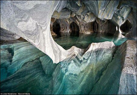 Sổ tay du lịch so tay du lich Sotaydulich Sotay Dulich Khampha Kham Pha Bui Cheo xuong kayak ngam dong cam thach Marble Cathedral o Chile 