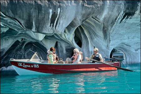 Sổ tay du lịch so tay du lich Sotaydulich Sotay Dulich Khampha Kham Pha Bui Cheo xuong kayak ngam dong cam thach Marble Cathedral o Chile 