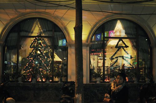 Sổ tay du lịch so tay du lich Sotaydulich Sotay Dulich Khampha Kham Pha Bui Pho co Ha Noi nhon nhip khong khi noel
