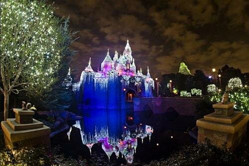 Sổ tay du lịch so tay du lich Sotaydulich Sotay Dulich Khampha Kham Pha Bui Giang sinh than tien o Disneyland California
