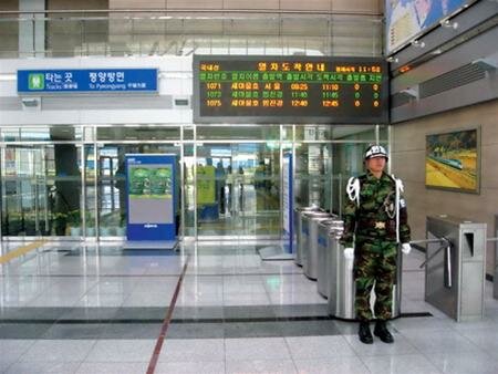 Sổ tay du lịch so tay du lich Sotaydulich Sotay Dulich Khampha Kham Pha Bui Ngay cuoi tuan tai vung ranh gioi Nam Bac Trieu Tien