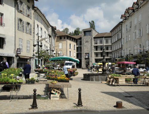 Sổ tay du lịch so tay du lich Sotaydulich Sotay Dulich Khampha Kham Pha Bui Vong quanh nuoc Phap Tour de France hien dai co kinh Aurillac