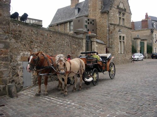 Sổ tay du lịch so tay du lich Sotaydulich Sotay Dulich Khampha Kham Pha Bui Vong quanh nuoc Phap Tour de France Le Mans Thanh pho cua bo mon dua xe 