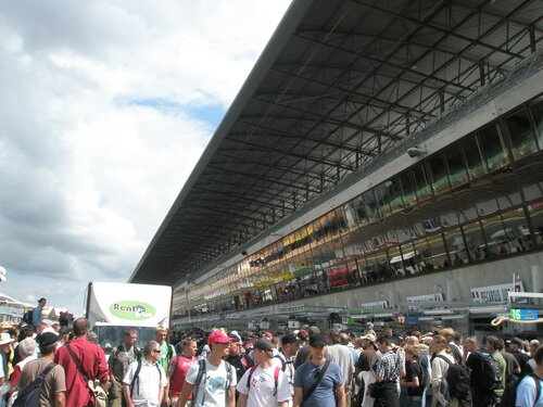 Sổ tay du lịch so tay du lich Sotaydulich Sotay Dulich Khampha Kham Pha Bui Vong quanh nuoc Phap Tour de France Le Mans Thanh pho cua bo mon dua xe 