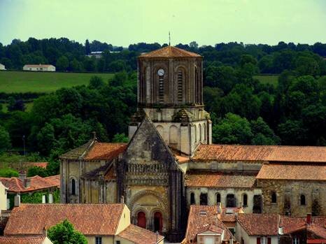 Sổ tay du lịch so tay du lich Sotaydulich Sotay Dulich Khampha Kham Pha Bui Vong quanh nuoc Phap Tour de France Les Herbiers vung que thanh binh