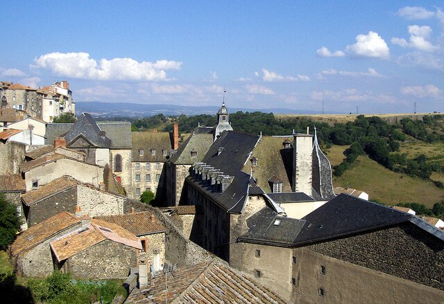 Sổ tay du lịch so tay du lich Sotaydulich Sotay Dulich Khampha Kham Pha Bui Vong quanh nuoc Phap Tour de France Net hap dan o Saint Flour