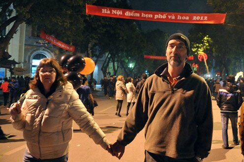 Sổ tay du lịch so tay du lich Sotaydulich Sotay Dulich Khampha Kham Pha Bui Khoanh khac nam moi 2012 tai Ha Noi