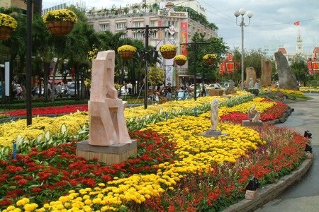Sổ tay du lịch so tay du lich Sotaydulich Sotay Dulich Khampha Kham Pha Bui Hoi hoa Xuan va cho hoa Tet Nham Thin 2012 tai TPHCM