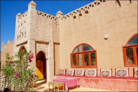 Sổ tay du lịch so tay du lich Sotaydulich Sotay Dulich Khampha Kham Pha Bui Cuoi lac da tham quan con cat Erg Chebbi xinh dep o Morocco