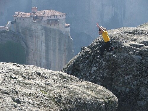  Sổ tay du lịch so tay du lich Sotaydulich Sotay Dulich Khampha Kham Pha Bui Su loi cuon ky dieu cua tu vien Meteora