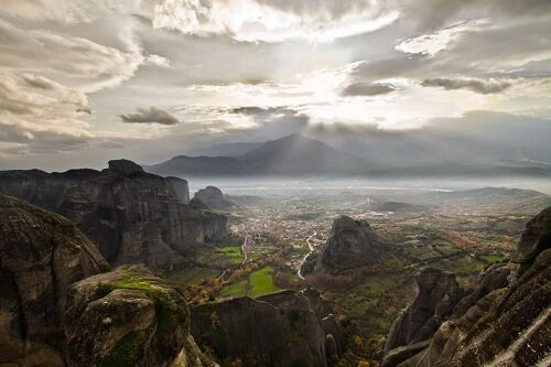  Sổ tay du lịch so tay du lich Sotaydulich Sotay Dulich Khampha Kham Pha Bui Su loi cuon ky dieu cua tu vien Meteora