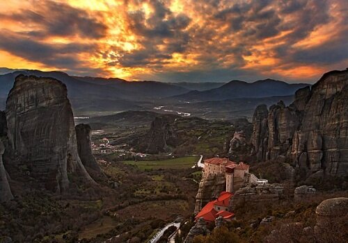  Sổ tay du lịch so tay du lich Sotaydulich Sotay Dulich Khampha Kham Pha Bui Su loi cuon ky dieu cua tu vien Meteora