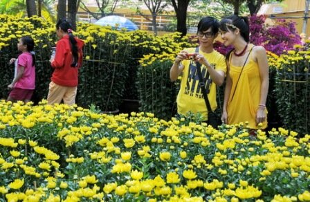 Sổ tay du lịch so tay du lich Sotaydulich Sotay Dulich Khampha Kham Pha Bui Ron rang cho hoa tet o TPHCM Hue va Can Tho