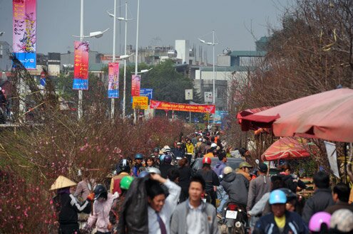 Sổ tay du lịch so tay du lich Sotaydulich Sotay Dulich Khampha Kham Pha Bui Khong khi tet tran ngap cho hoa Ha Noi