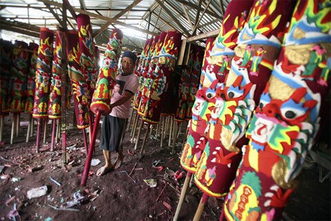 Sổ tay du lịch so tay du lich Sotaydulich Sotay Dulich Khampha Kham Pha Bui Chau A ron rang don Tet Nguoi dan A chau tung bung don Tet con rong