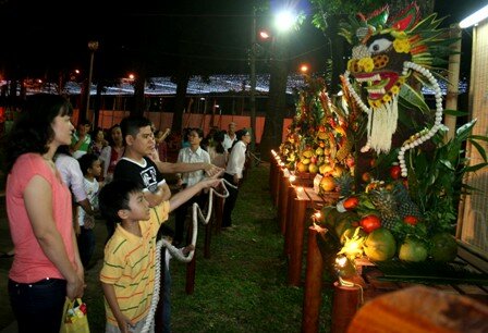 Sổ tay du lịch so tay du lich Sotaydulich Sotay Dulich Khampha Kham Pha Bui Khai hoi hoa Xuan 2012 don nam rong