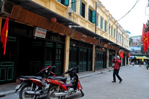 Sổ tay du lịch so tay du lich Sotaydulich Sotay Dulich Khampha Kham Pha Bui Pho phuong vang ve net rieng cua cac thanh pho lon dau nam moi