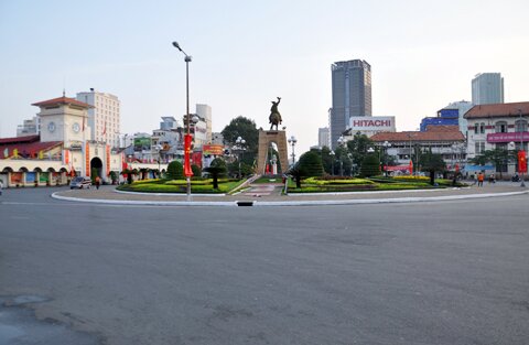 Sổ tay du lịch so tay du lich Sotaydulich Sotay Dulich Khampha Kham Pha Bui Pho phuong vang ve net rieng cua cac thanh pho lon dau nam moi