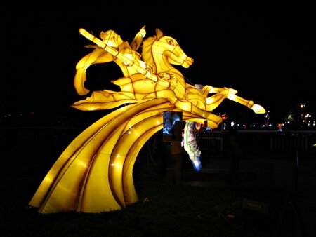 Sổ tay du lịch so tay du lich Sotaydulich Sotay Dulich Khampha Kham Pha Bui Ruc ro den long trong dem giao thua