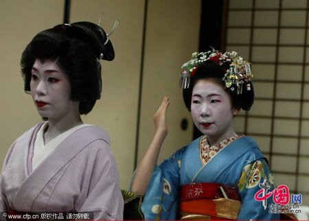 Sổ tay du lịch so tay du lich Sotaydulich Sotay Dulich Khampha Kham Pha Bui Geisha voi phong tuc don Tet doc dao