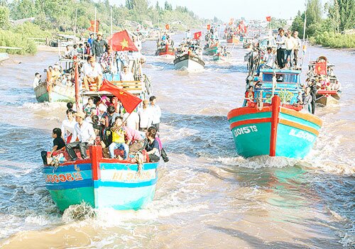 Sổ tay du lịch so tay du lich Sotaydulich Sotay Dulich Khampha Kham Pha Bui Tung bung le hoi Nghinh Ong o Bac Lieu