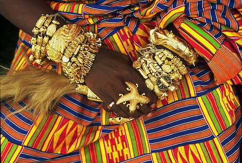 Sổ tay du lịch so tay du lich Sotaydulich Sotay Dulich Khampha Kham Pha Bui Den Ghana tiep xuc voi bo lac dat vang tren nguoi