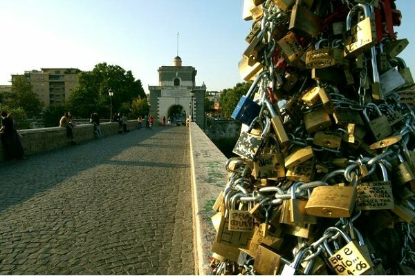 Sổ tay du lịch so tay du lich Sotaydulich Sotay Dulich Khampha Kham Pha Bui Chuyen khoa tinh yeu o nhung diem den tho mong