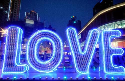 Sổ tay du lịch so tay du lich Sotaydulich Sotay Dulich Khampha Kham Pha Bui Khong khi Valentine ron rang khap the gioi