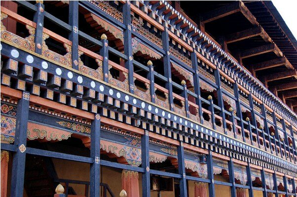 Sổ tay du lịch so tay du lich Sotaydulich Sotay Dulich Khampha Kham Pha Bui Paro Dzong doa hoa giua dai ngan Bhutan
