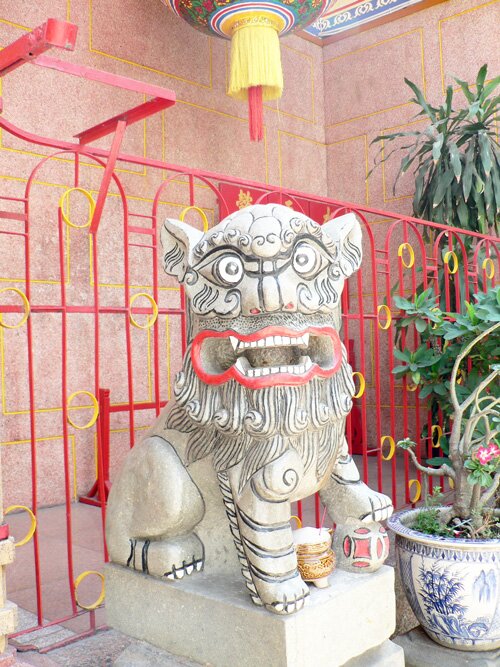 Sổ tay du lịch so tay du lich Sotaydulich Sotay Dulich Khampha Kham Pha Bui Quynh Phu Hoi Quan Mieu Ba Hai Di tich lich su