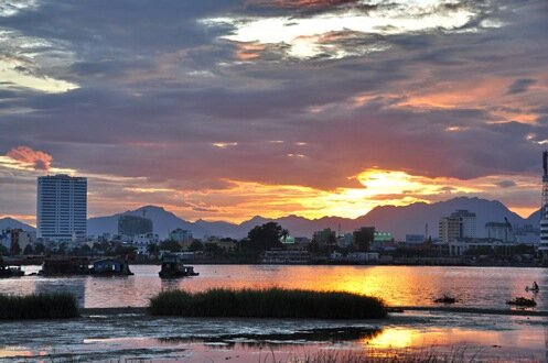 Sổ tay du lịch so tay du lich Sotaydulich Sotay Dulich Khampha Kham Pha Bui Khai thac du lich duong thuy Hue Da Nang Hoi An