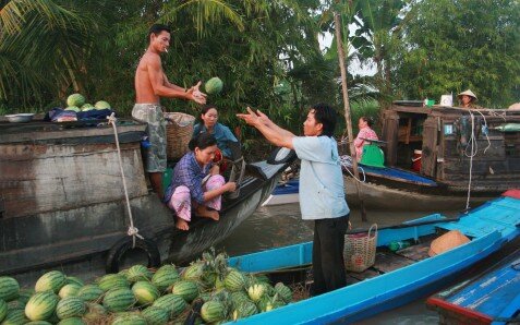 Sổ tay du lịch so tay du lich Sotaydulich Sotay Dulich Khampha Kham Pha Bui Cho noi Phung Hiep niu chan du khach