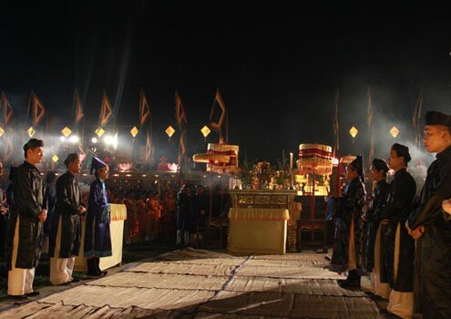 Sổ tay du lịch so tay du lich Sotaydulich Sotay Dulich Khampha Kham Pha Bui Tai hien le te xa tac thoi nguyen