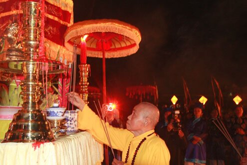 Sổ tay du lịch so tay du lich Sotaydulich Sotay Dulich Khampha Kham Pha Bui Tai hien le te xa tac thoi nguyen