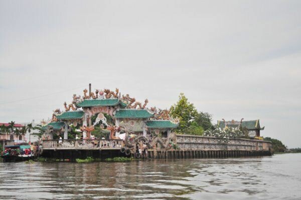 Sổ tay du lịch so tay du lich Sotaydulich Sotay Dulich Khampha Kham Pha Bui Mieu noi tren song Vam Thuat